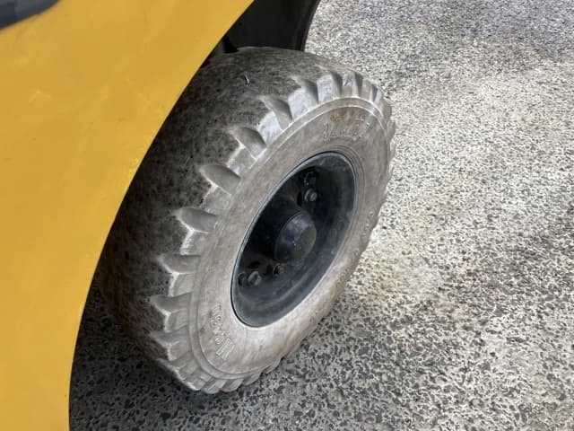 Forklift — Auction (lot 8461-4123)