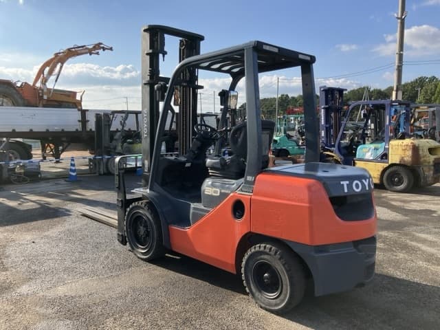 Forklift — Auction (lot 8461-4132)
