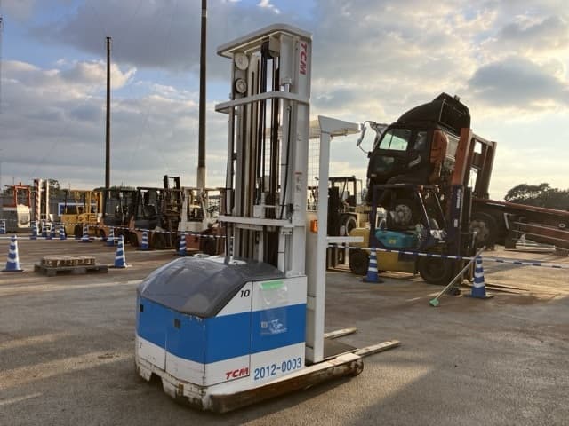 Battery Forklift — Auction (lot 8461-4136)