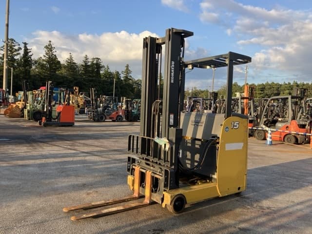Reach Forklift — Auction (lot 8461-4138)
