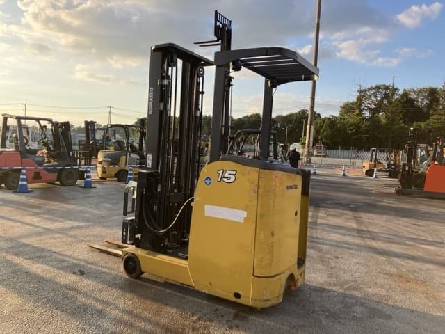 Reach Forklift — Auction (lot 8461-4138)