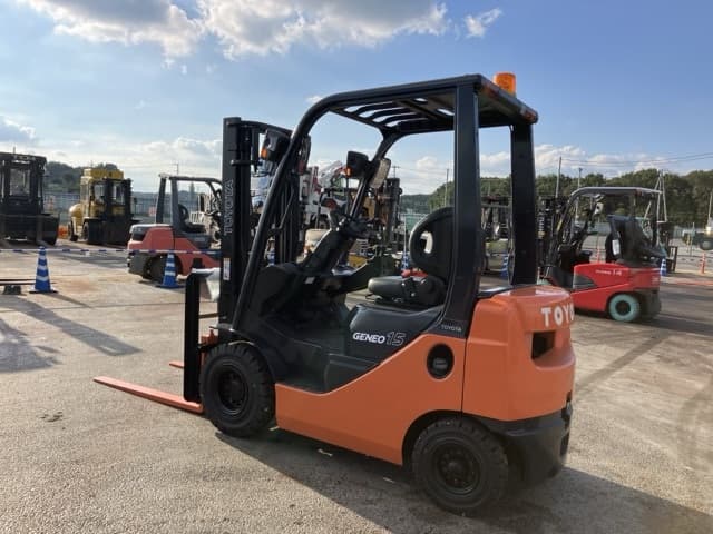 Forklift — Auction (lot 8461-4141)