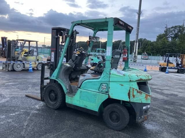 Forklift — Auction (lot 8461-4142)