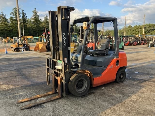 Forklift — Auction (lot 8461-4143)