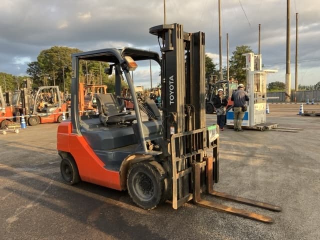 Forklift — Auction (lot 8461-4143)