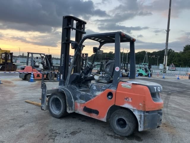 Forklift — Auction (lot 8461-4144)