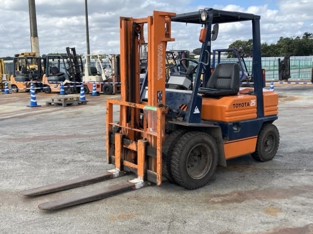 Forklift — Auction (lot 8461-4150)