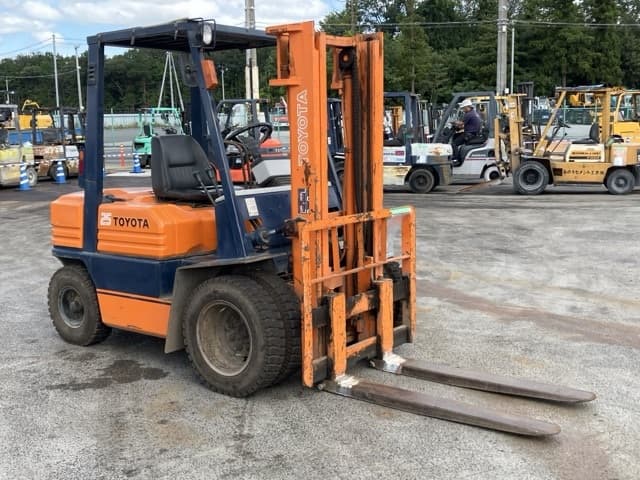 Forklift — Auction (lot 8461-4150)