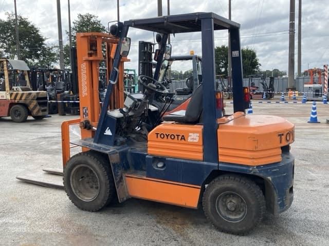 Forklift — Auction (lot 8461-4150)