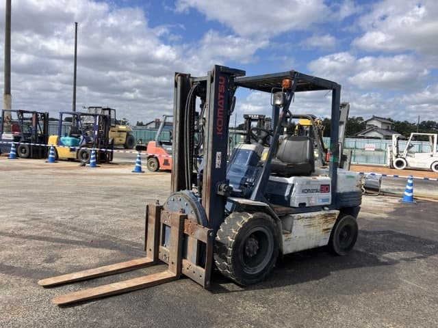 Forklift — Auction (lot 8461-4152)