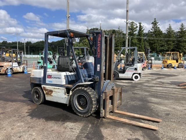 Forklift — Auction (lot 8461-4152)