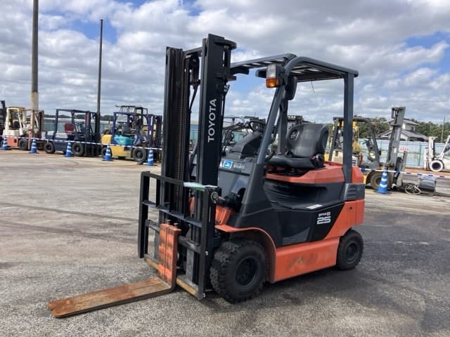 Battery Forklift — Auction (lot 8461-4155)