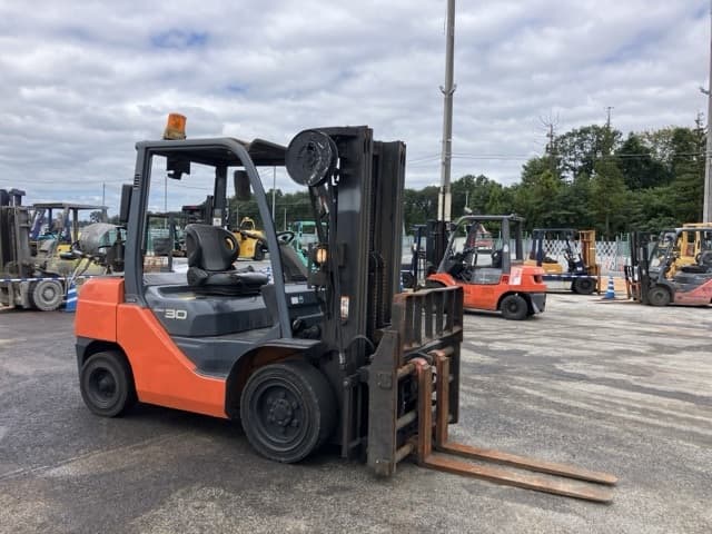 Forklift — Auction (lot 8461-4164)