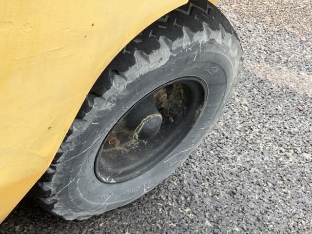Forklift — Auction (lot 8461-4168)