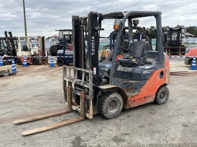Forklift — Auction (lot 8461-4169)