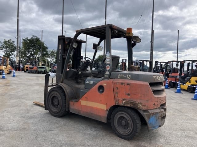 Forklift — Auction (lot 8461-4171)
