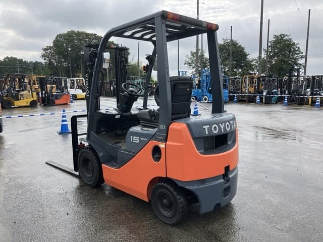 Forklift — Auction (lot 8461-4177)