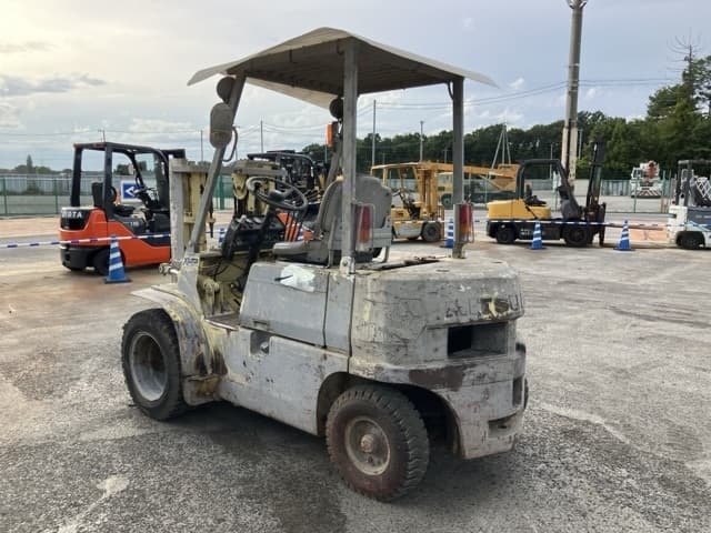 Forklift — Auction (lot 8461-4182)
