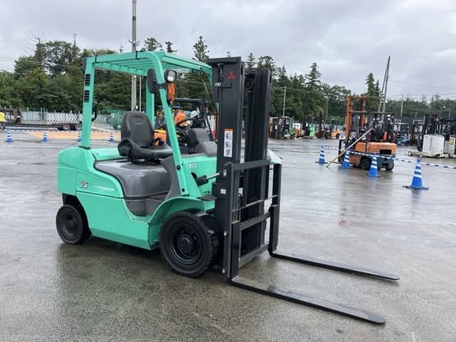 Forklift — Auction (lot 8461-4186)
