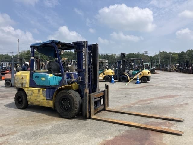 Forklift — Auction (lot 8461-4203)