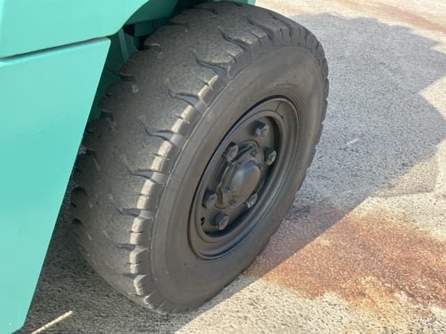 Forklift — Auction (lot 8461-4206)