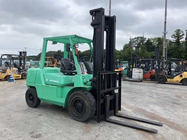 Forklift — Auction (lot 8461-4208)