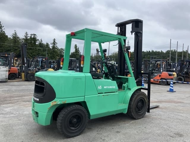 Forklift — Auction (lot 8461-4208)