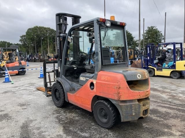 Forklift — Auction (lot 8461-4210)