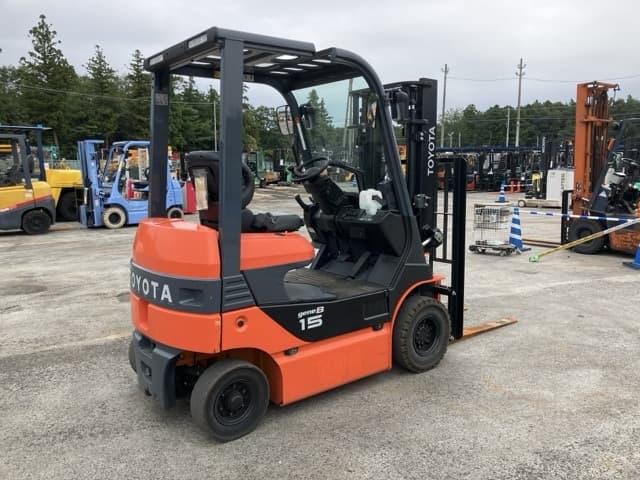 Battery Forklift — Auction (lot 8461-4211)
