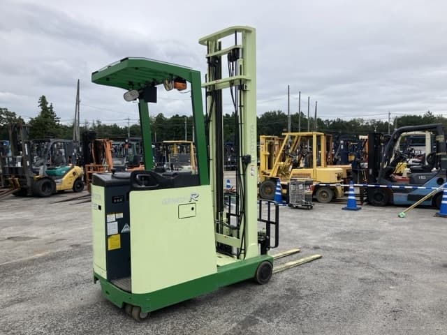 Reach Forklift — Auction (lot 8461-4215)