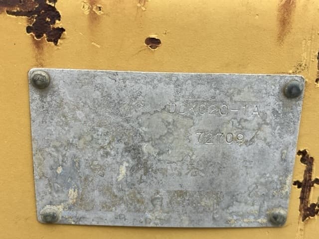 Bulldozer — Auction (lot 8461-422)