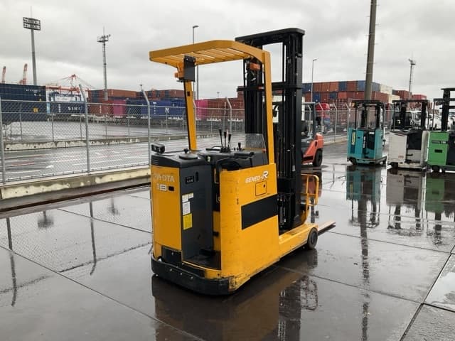 Reach Forklift — Auction (lot 8461-44001)