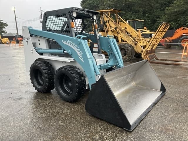 SKID STEER LOADER — Auction (lot 8461-444)