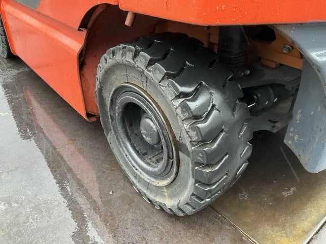 Battery Forklift — Auction (lot 8461-45001)