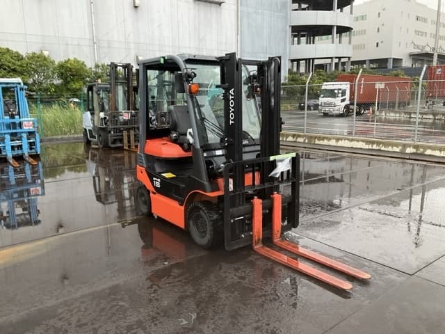 Battery Forklift — Auction (lot 8461-45002)