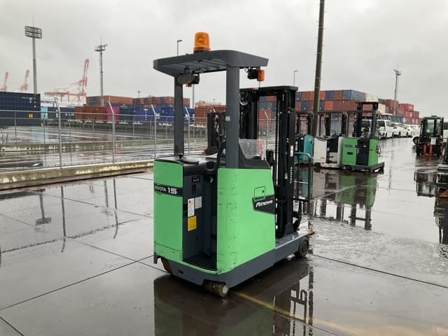Reach Forklift — Auction (lot 8461-45003)
