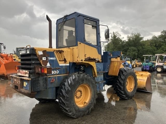 WHEEL LOADER — Auction (lot 8461-453)