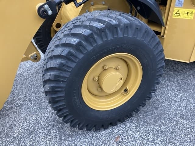 MINI WHEEL LOADER — Auction (lot 8461-461)