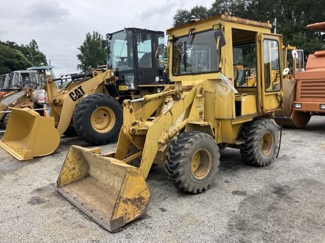 MINI WHEEL LOADER — Auction (lot 8461-462)
