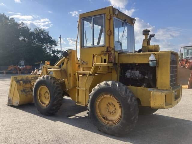 WHEEL LOADER — Auction (lot 8461-464)