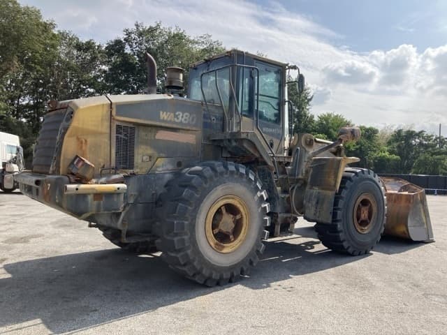 WHEEL LOADER — Auction (lot 8461-470)