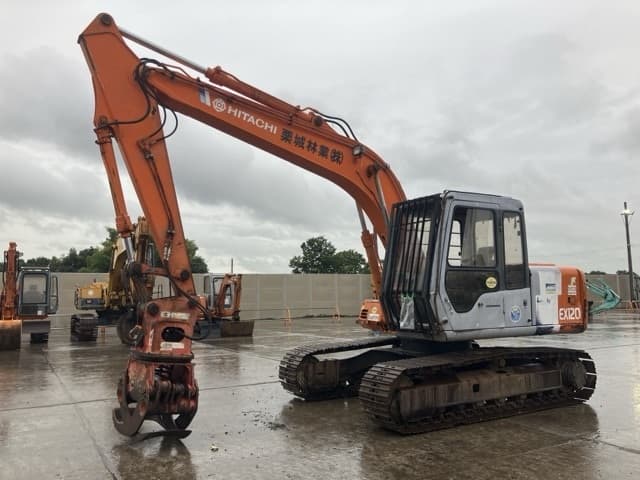 EXCAVATOR — Auction (lot 8461-473)