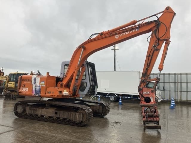 EXCAVATOR — Auction (lot 8461-473)