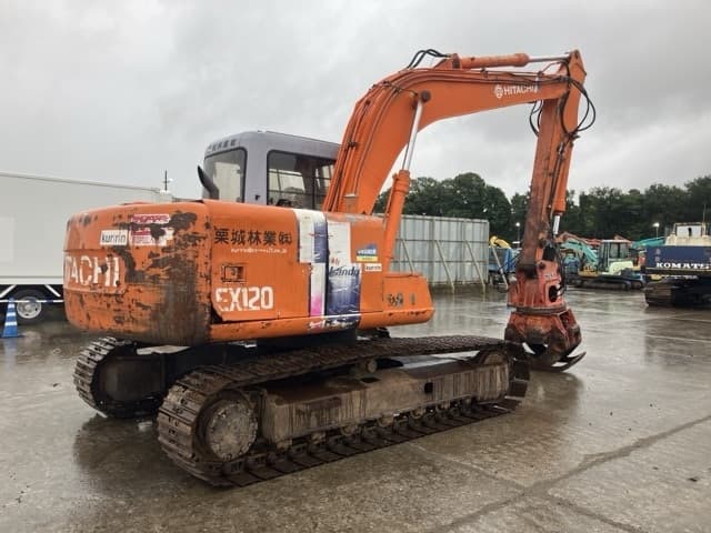 EXCAVATOR — Auction (lot 8461-473)