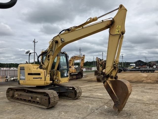 EXCAVATOR — Auction (lot 8461-479)