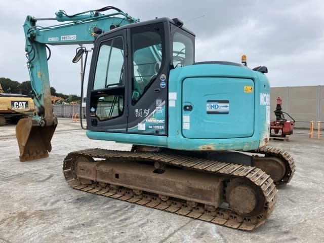 EXCAVATOR — Auction (lot 8461-482)