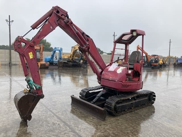 MINI EXCAVATOR — Auction (lot 8461-489)