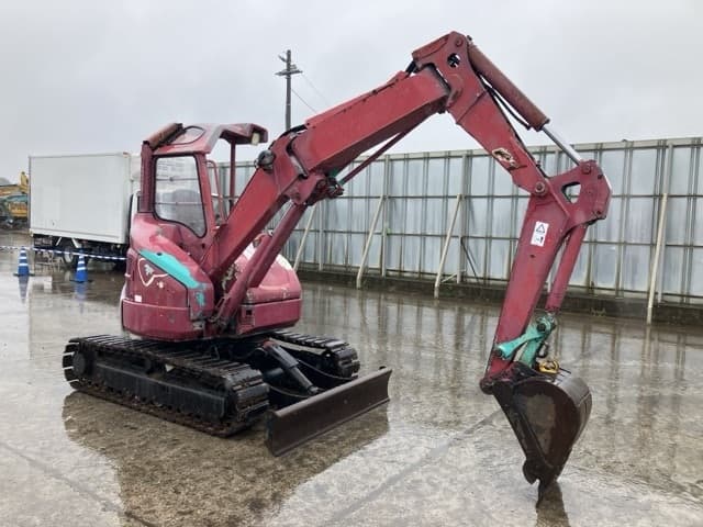 MINI EXCAVATOR — Auction (lot 8461-489)