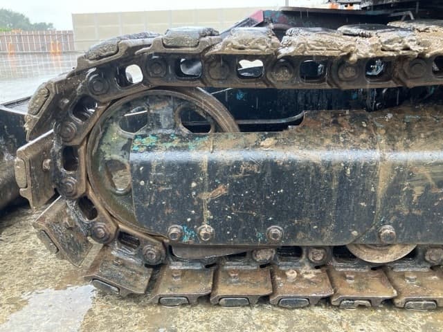MINI EXCAVATOR — Auction (lot 8461-489)