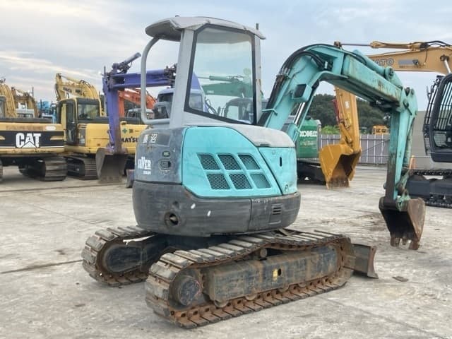 MINI EXCAVATOR — Auction (lot 8461-490)